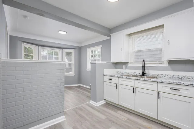 $1,175 | 9231 Burt Road, Detroit, MI 48228