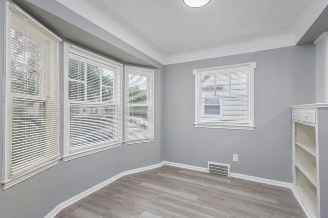 $1,175 | 9231 Burt Road, Detroit, MI 48228