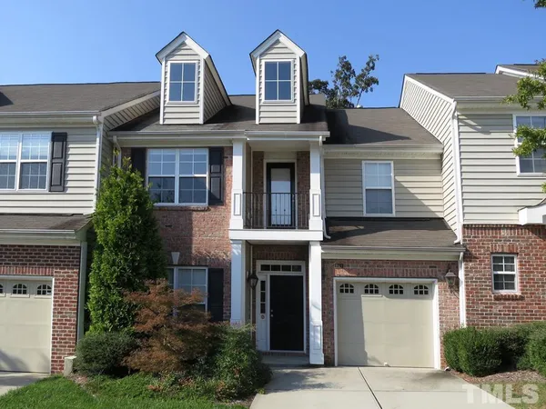 $2,695 | 211 Chateau Place, Chapel Hill, NC 27516