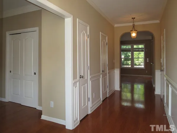 $2,695 | 211 Chateau Place, Chapel Hill, NC 27516