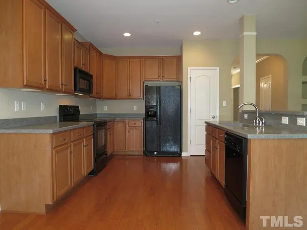 $2,695 | 211 Chateau Place, Chapel Hill, NC 27516