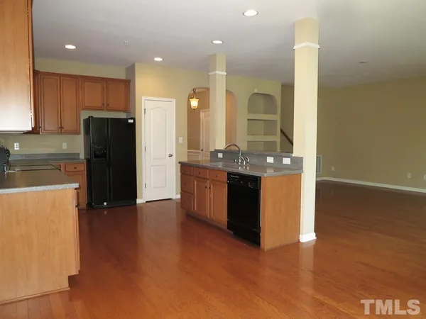 $2,695 | 211 Chateau Place, Chapel Hill, NC 27516