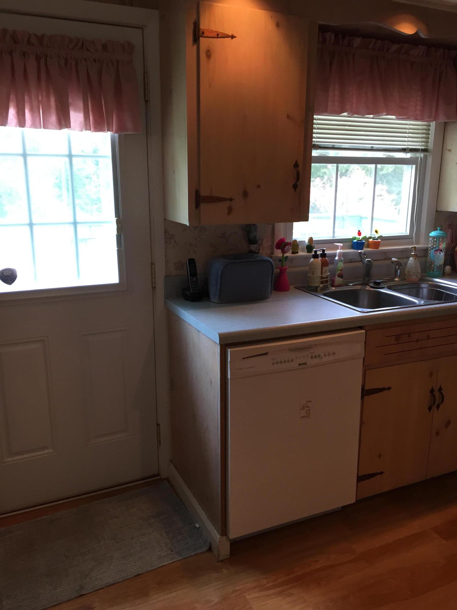 8021 Powell Heights Road Powell, TN 37849 - Photo 14 of 22 Kitchen