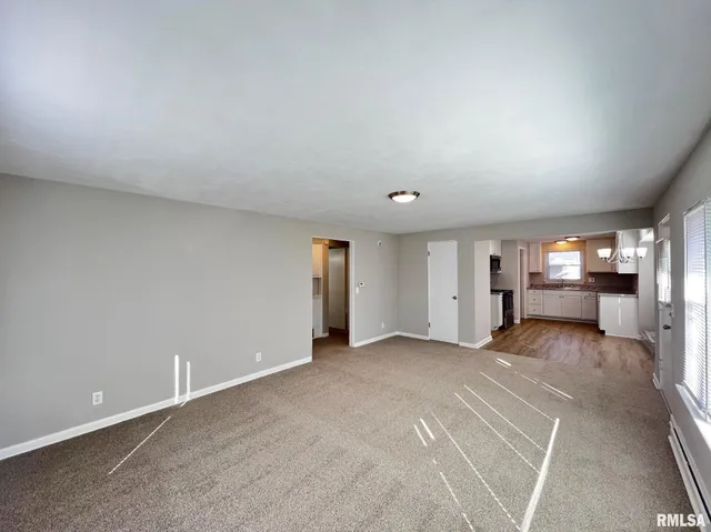 $169,900 | 419 North Lakeshore Drive, Hanna City, IL 61536