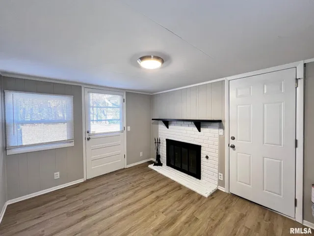 $169,900 | 419 North Lakeshore Drive, Hanna City, IL 61536