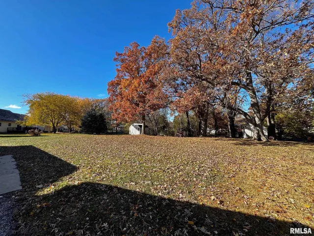 $169,900 | 419 North Lakeshore Drive, Hanna City, IL 61536