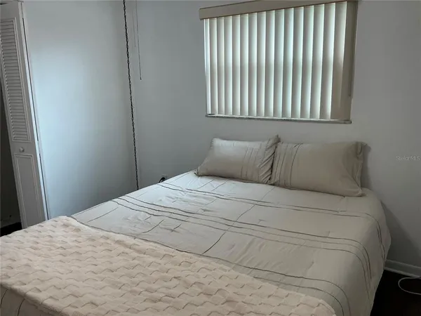 $1,600 | 2525 West Bay Drive, Unit E14, Belleair Bluffs, FL 33770