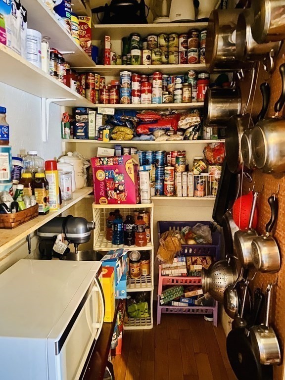 50 Summit Avenue Hull, MA 02045 - Photo 12 of 36