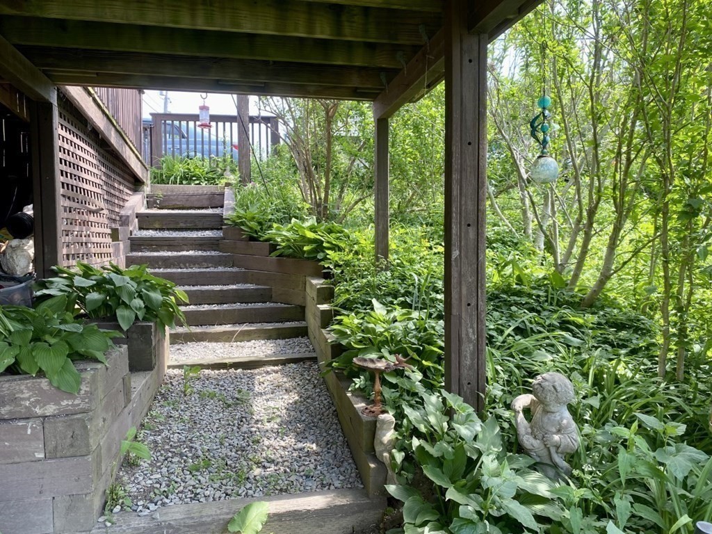 50 Summit Avenue Hull, MA 02045 - Photo 23 of 36