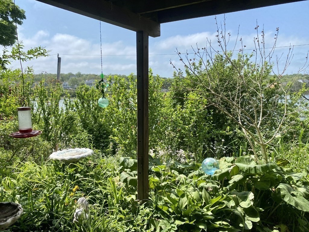 50 Summit Avenue Hull, MA 02045 - Photo 26 of 36