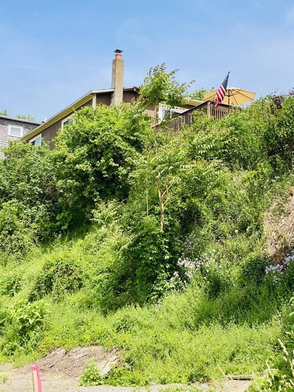 50 Summit Avenue Hull, MA 02045 - Photo 4 of 36