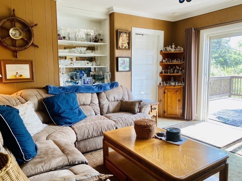 50 Summit Avenue Hull, MA 02045 - Photo 7 of 36