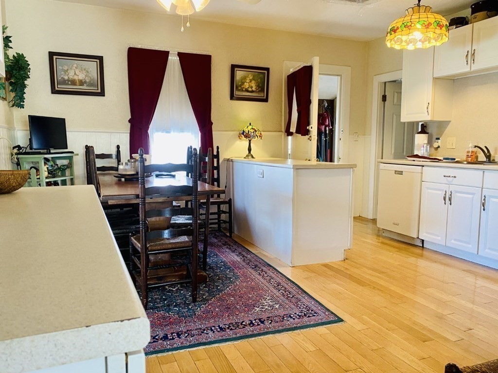 50 Summit Avenue Hull, MA 02045 - Photo 9 of 36