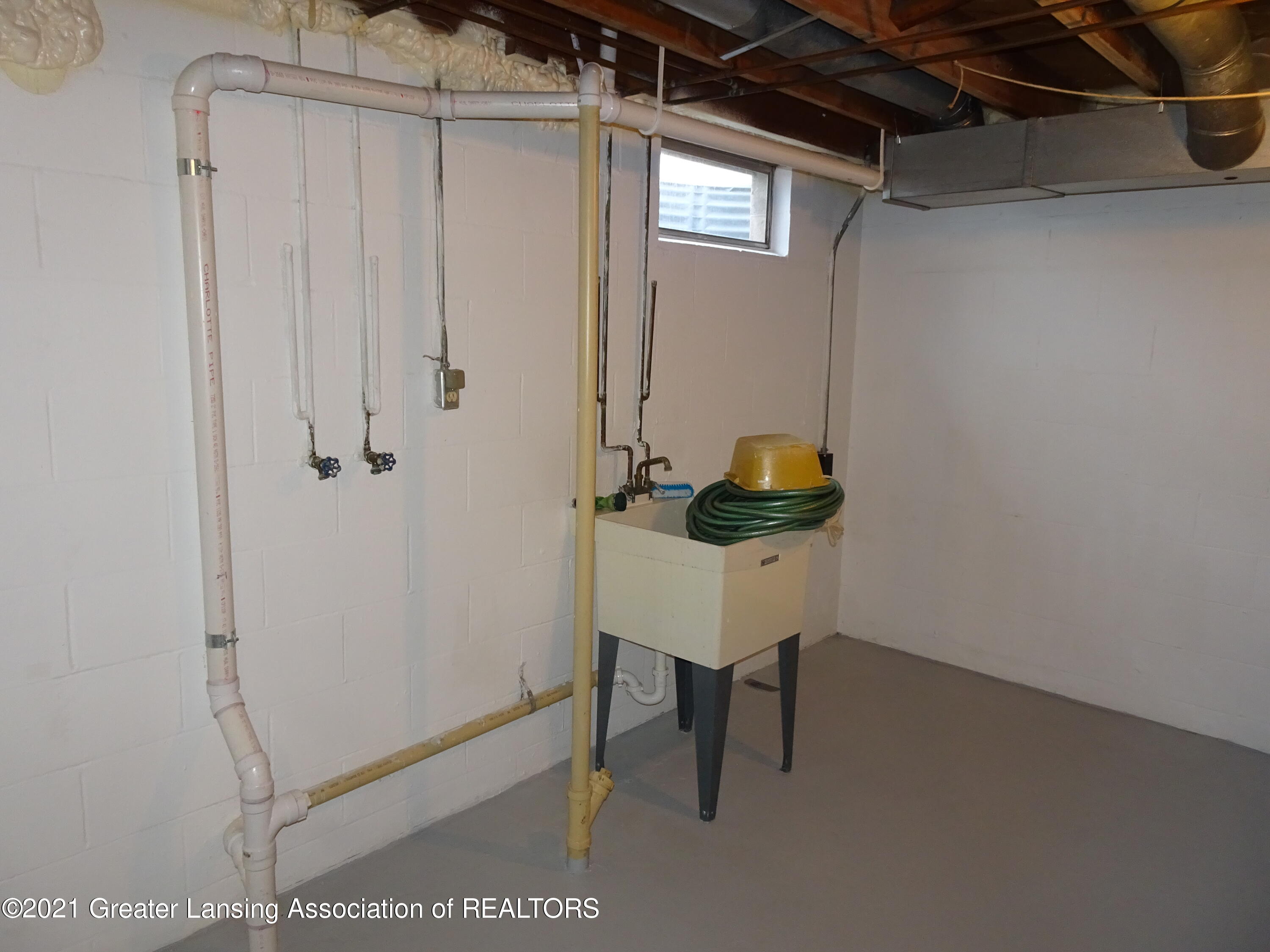 906 Dunlap Street Lansing, MI 48910 - Photo 11 of 18 DSC01610