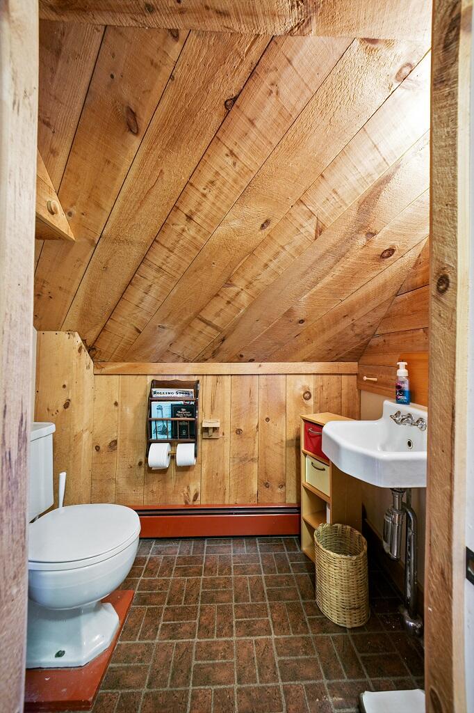 490 Smithfield Road Belgrade, ME 04917 - Photo 25 of 36 Upstairs Bath