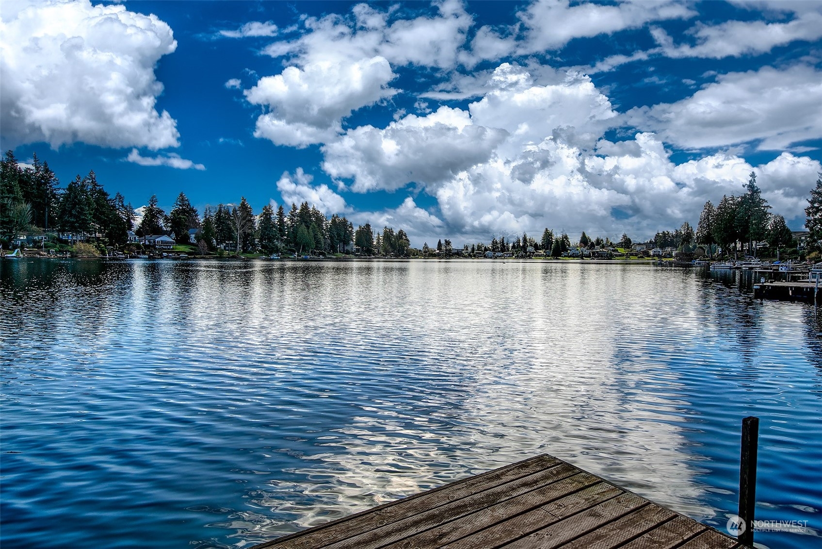 a view of a lake with houses