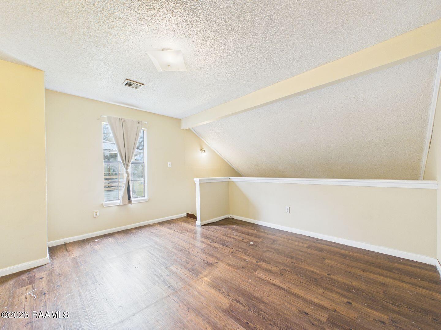 202 Belfast Street, Unit D Lafayette, LA 70506 - Photo 11 of 17 large - 2026-03-24T110100.625