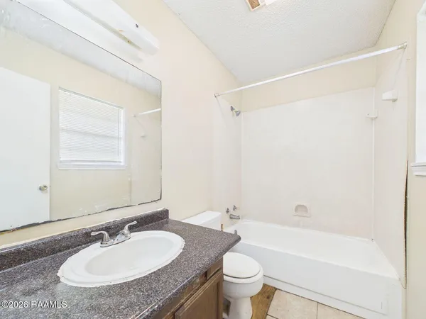 $625 | 202 Belfast Street, Unit D, Lafayette, LA 70506