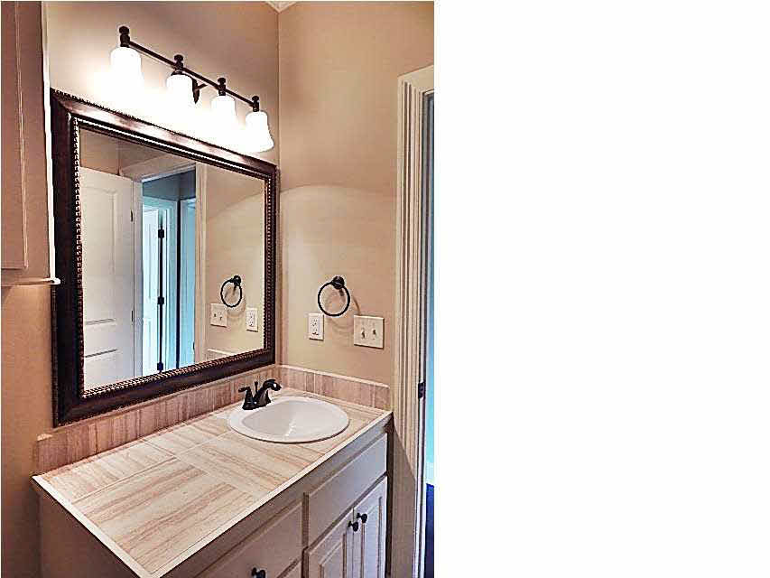 103 Springmeade Road Clinton, MS 39056 - Photo 18 of 37 Guest bath 1