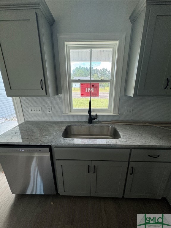 86 Owens Road Pembroke, GA 31321 - Photo 17 of 32 Love the window over the kitchen sink!