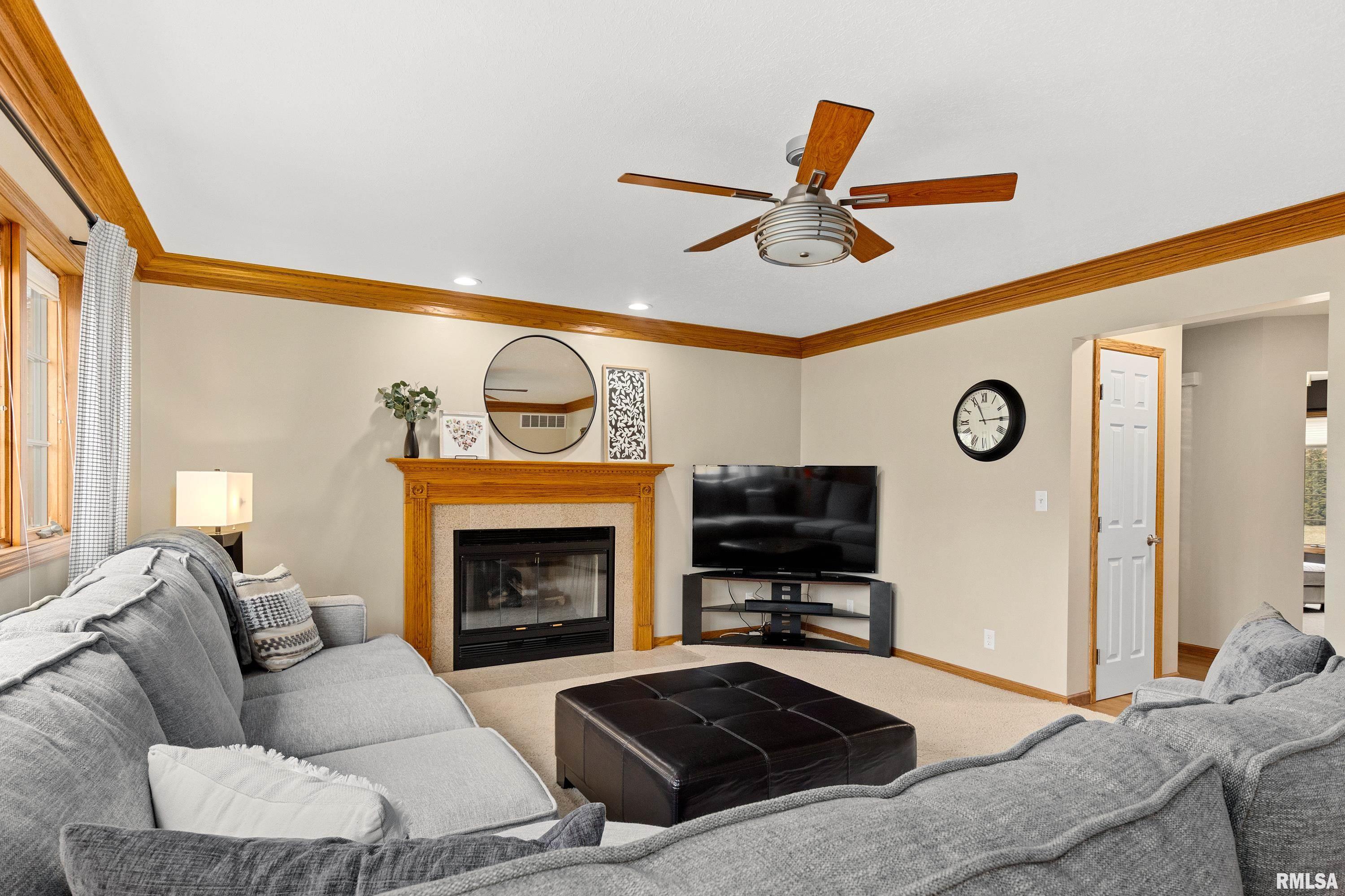 3316 Sheridan Road Pekin, IL 61554 - Photo 27 of 61