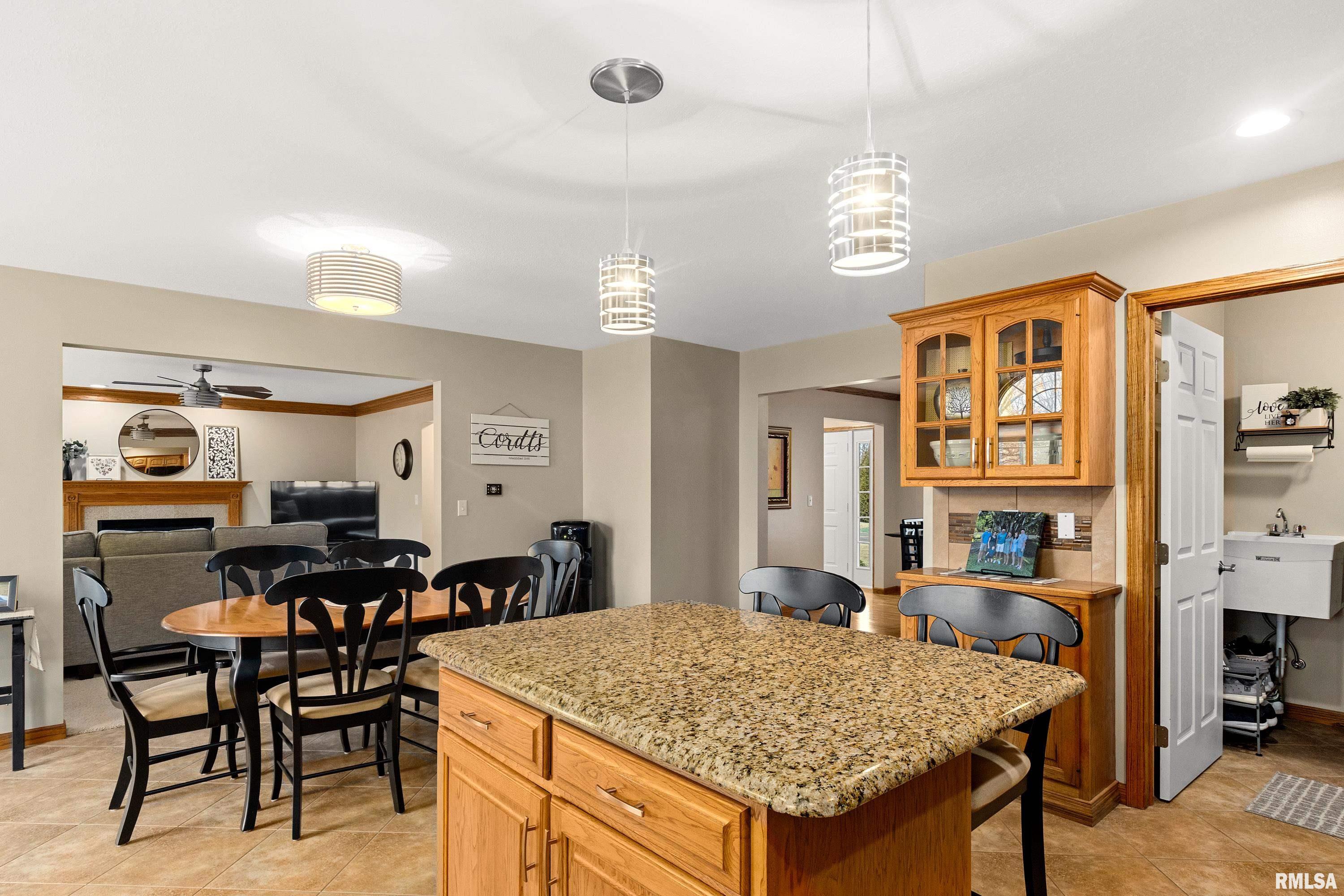 3316 Sheridan Road Pekin, IL 61554 - Photo 33 of 61