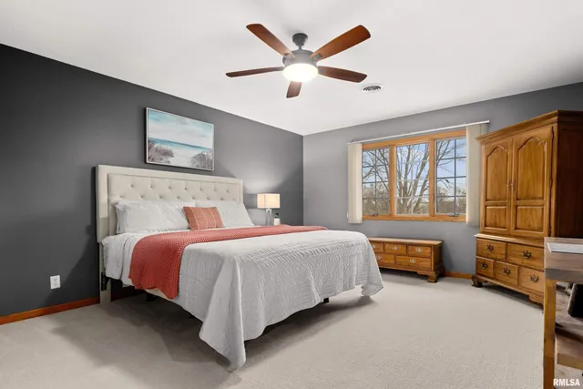 $369,500 | 3316 Sheridan Road, Pekin, IL 61554