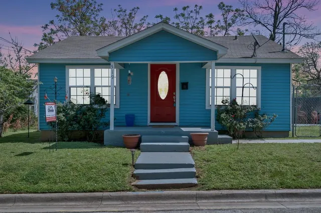 $239,000 | 519 Taylor Street, Arlington, TX 76011