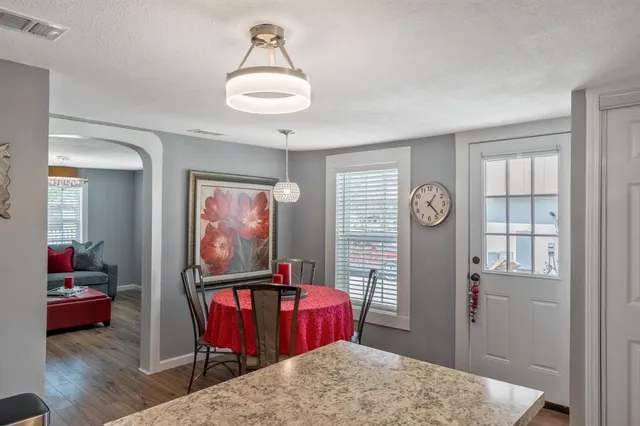 $239,000 | 519 Taylor Street, Arlington, TX 76011