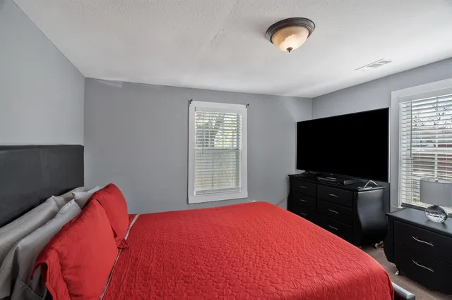 $239,000 | 519 Taylor Street, Arlington, TX 76011