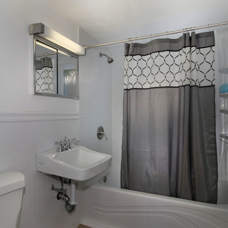19 Westgate Road, Unit 1 Boston, MA 02467 - Photo 11 of 16
