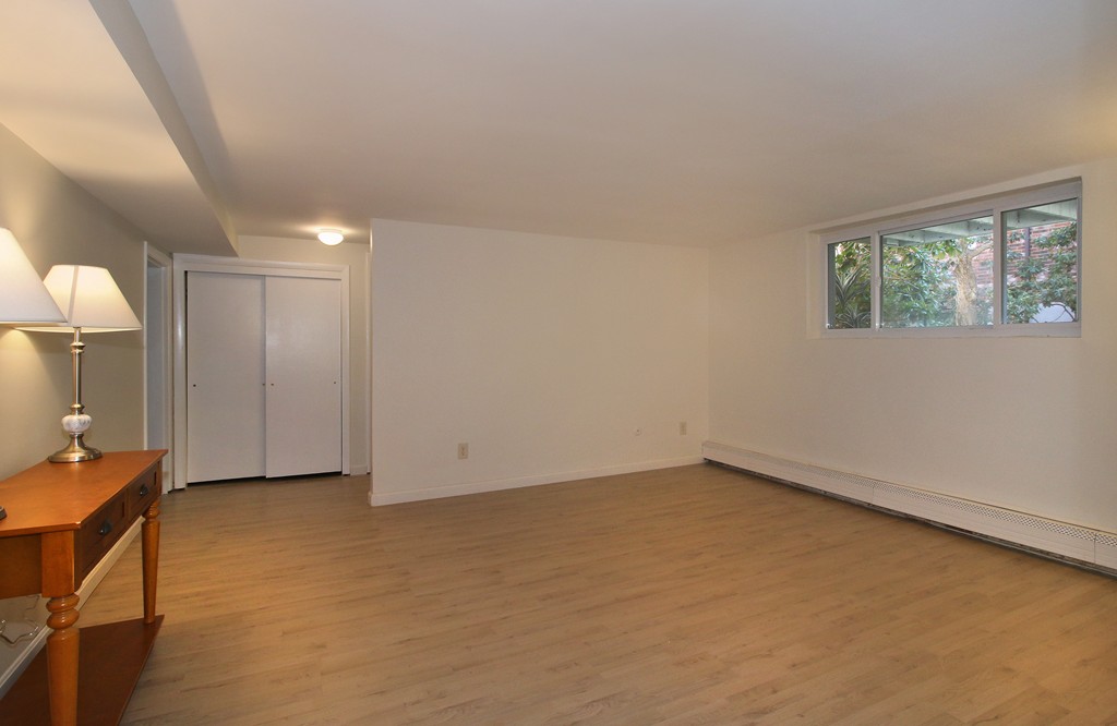 19 Westgate Road, Unit 1 Boston, MA 02467 - Photo 6 of 16