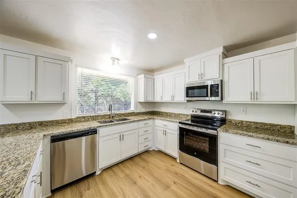 $649,900 | 3323 Farm To Market Road 2265, Chico, TX 76431