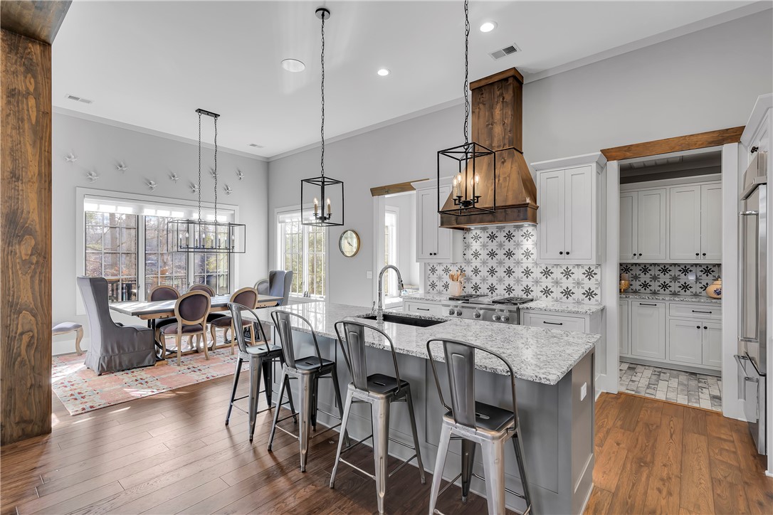 324 South Cove Road Sunset, SC 29685 - Photo 9 of 49