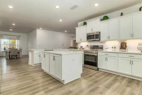 $460,000 | 6248 Dry Creek Road, Molino, FL 32577