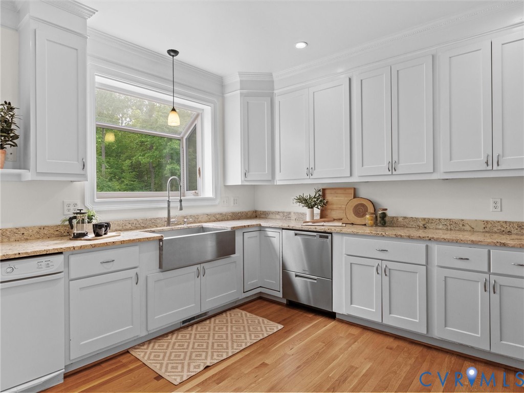 1700 Tigers Road Manakin-Sabot, VA 23103 - Photo 20 of 64 a kitchen with sink cabinets and window