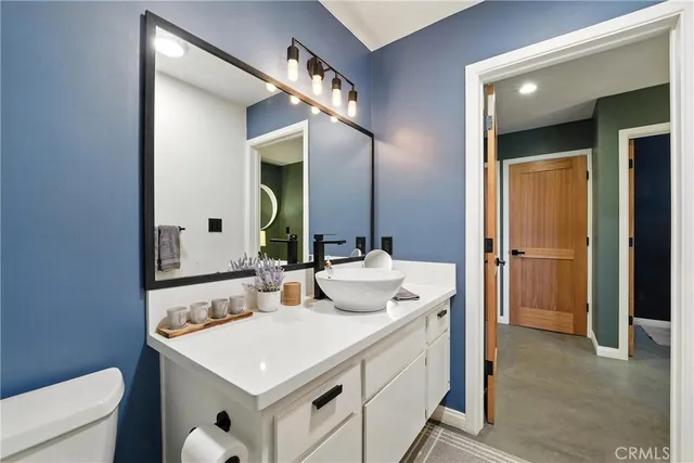 $11,500 | 33 Reef Street, Unit 8, Marina del Rey, CA 90292