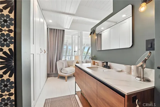 $11,500 | 33 Reef Street, Unit 8, Marina del Rey, CA 90292