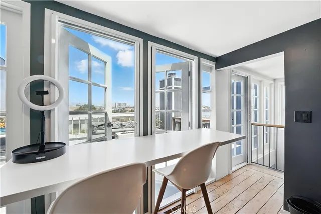 $11,500 | 33 Reef Street, Unit 8, Marina del Rey, CA 90292