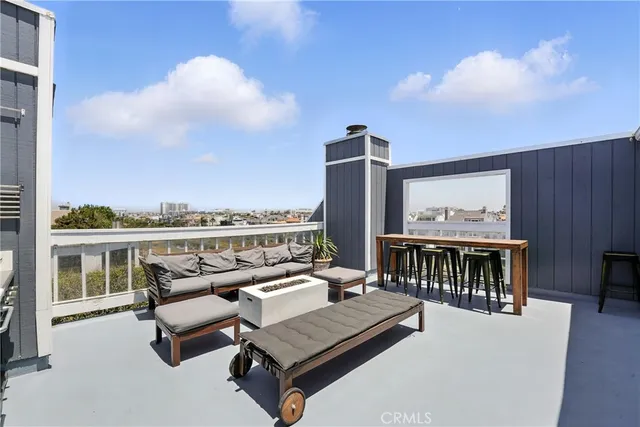 $11,500 | 33 Reef Street, Unit 8, Marina del Rey, CA 90292
