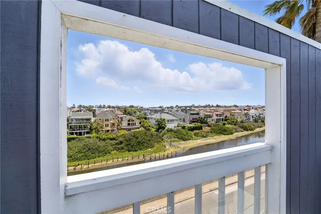 $11,500 | 33 Reef Street, Unit 8, Marina del Rey, CA 90292
