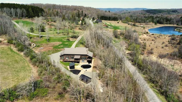 $769,000 | 19 Sunset Hill Lane, Wellsboro, PA 16901