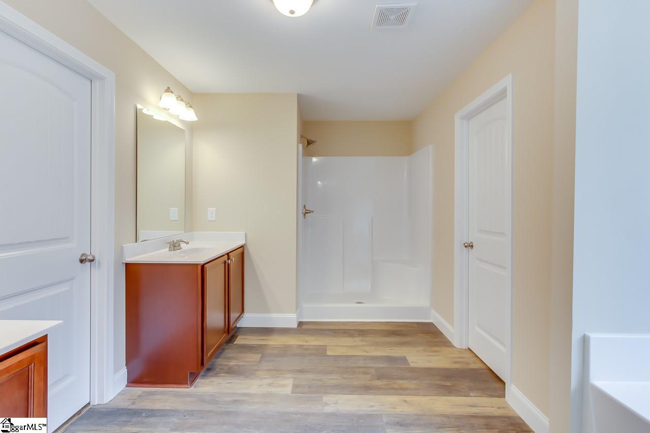 230 McCall Road Simpsonville, SC 29680 - Photo 17 of 36 Gallery Image 17