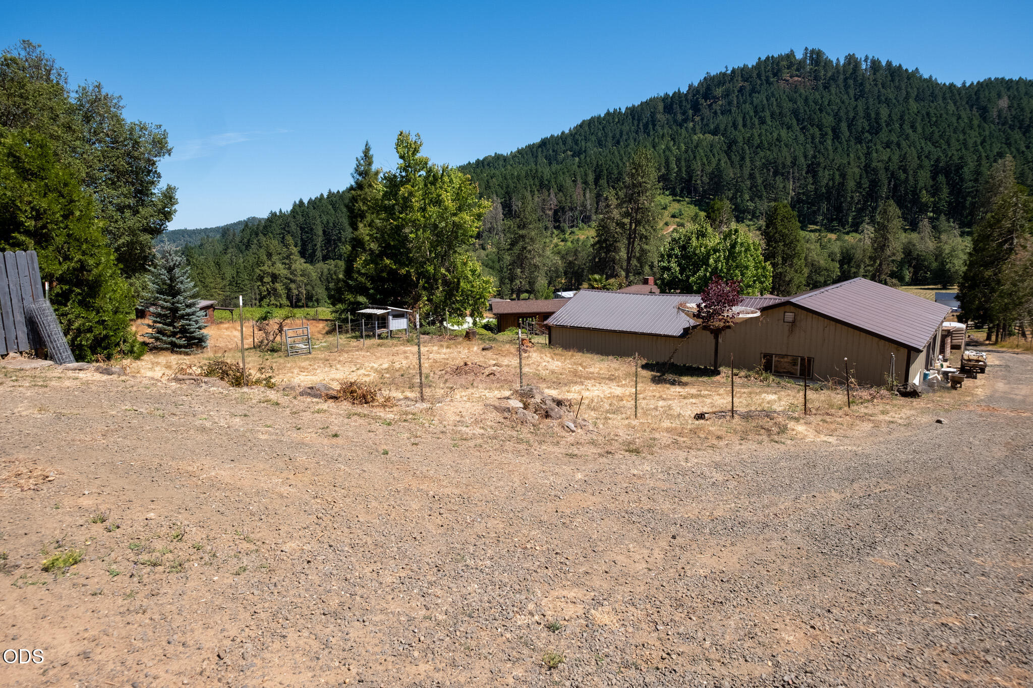 1329 Larson Road Roseburg, OR 97471 - Photo 47 of 65