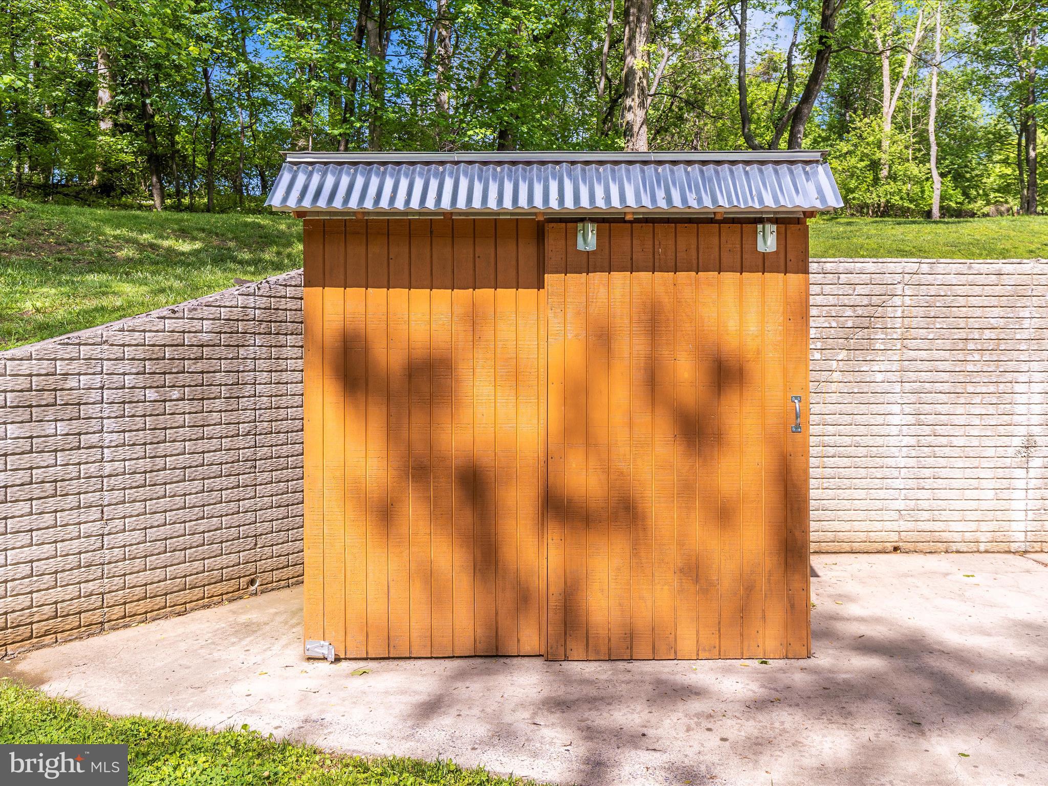 10433 Grindstone Run Road Myersville, MD 21773 - Photo 39 of 42