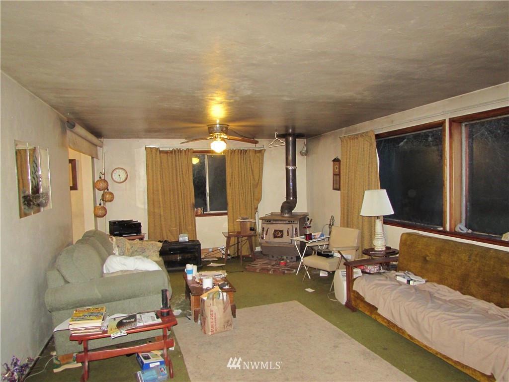 3575 Anderson Road Southeast Port Orchard, WA 98366 - Photo 8 of 16 Gallery Image 8