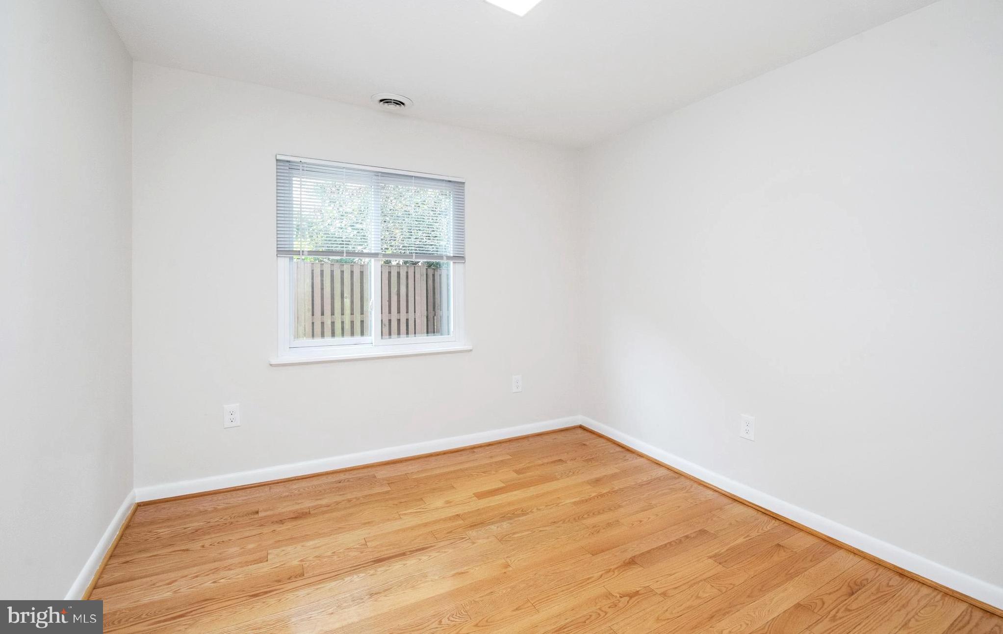 322 Oakwood Road Edgewater, MD 21037 - Photo 21 of 45