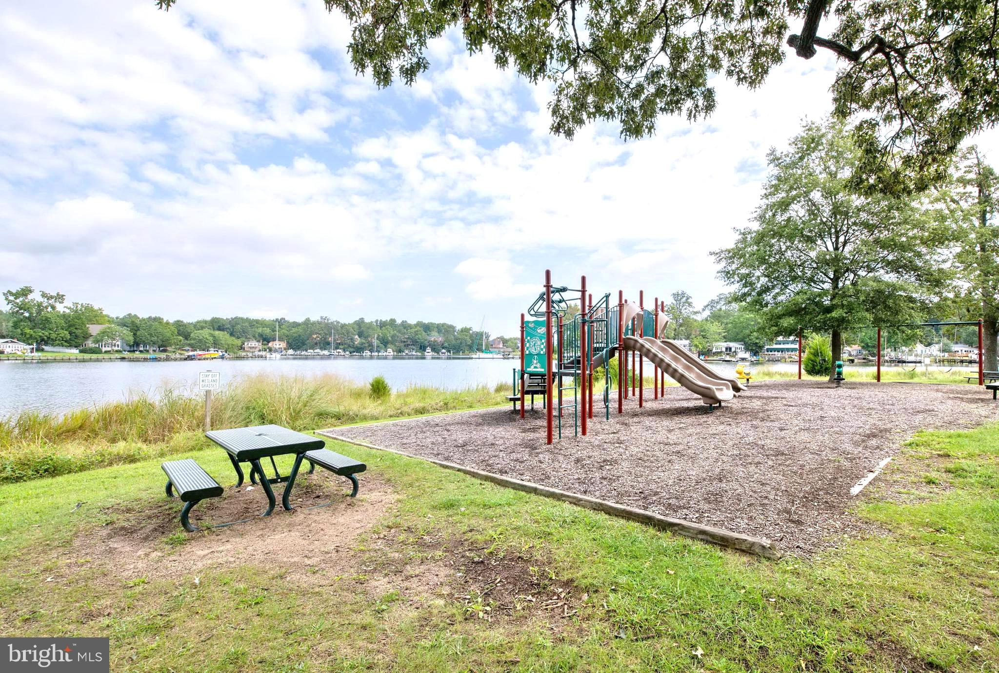 322 Oakwood Road Edgewater, MD 21037 - Photo 41 of 45