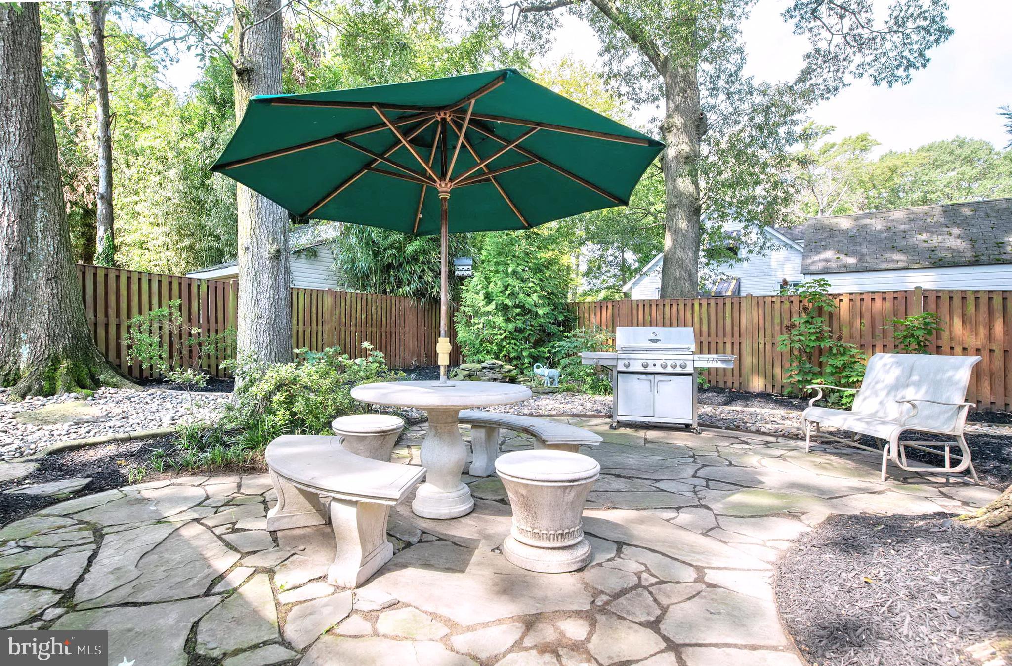 322 Oakwood Road Edgewater, MD 21037 - Photo 7 of 45 Quiet Back Yard Sanctuary