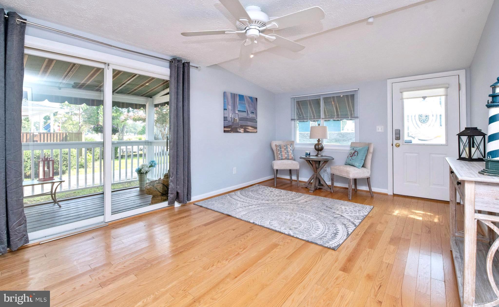 322 Oakwood Road Edgewater, MD 21037 - Photo 9 of 45 Living Room with Water Views